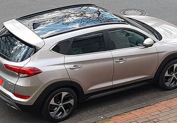 Hyundai TUCSON 94.000 km 16.800 &euro; Hannover 30419