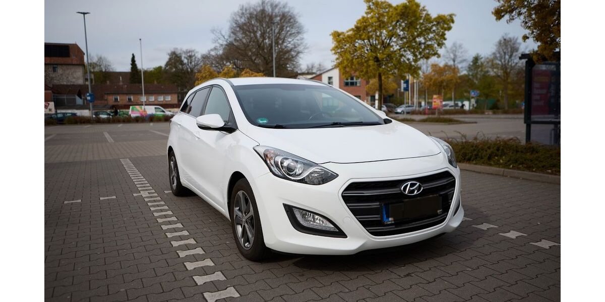 Hyundai i30 233.000 km 6.200 &euro; Hannover 30657