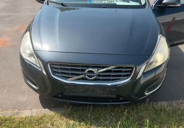 Volvo V60 153.000 km 11.990 &euro; HANNOVER 30177