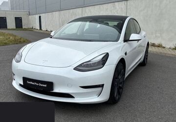 Tesla Model 3 59.618 km 32.600 &euro; Hannover 30519