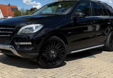 Mercedes-Benz ML 350 270.000 km 9.900 &euro; Neustadt am Rübenberge 31535