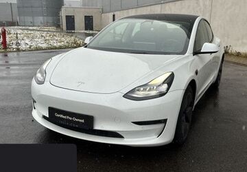 Tesla Model 3 80.412 km 28.200 &euro; Hannover 30519
