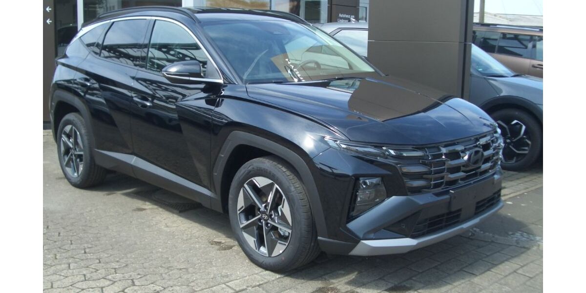 Hyundai TUCSON 2.950 km 32.490 &euro; Hannover 30453