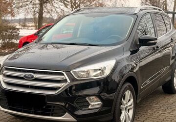 Ford Kuga 100.575 km 9.990 &euro; Neustadt 31535