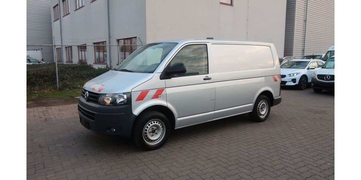 VW T5 Transporter 274.065 km 8.300 &euro; Hannover 30179