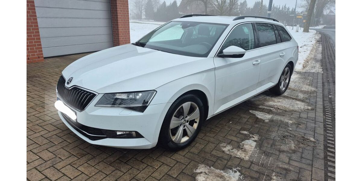 Skoda Superb 154.000 km 15.900 &euro; Neustadt am Rübenberge 31535