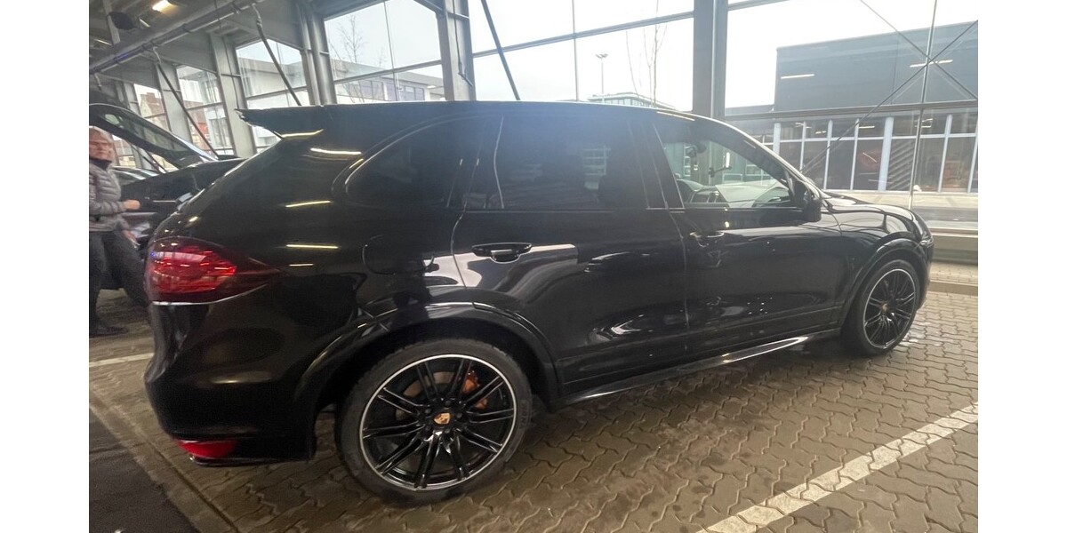 Porsche Cayenne 150.000 km 27.245 &euro; Hildesheim 31134