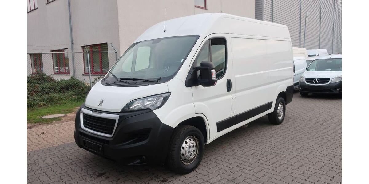 Peugeot Boxer 182.964 km 11.900 &euro; Hannover 30179