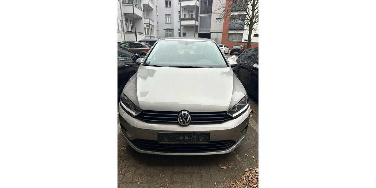 VW Golf Sportsvan 72.000 km 7.999 &euro; Hannover 30159