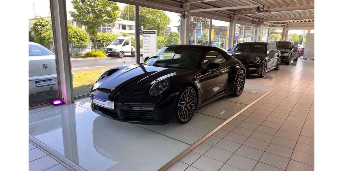 Porsche 992 11.000 km 239.490 &euro; Laatzen 30880