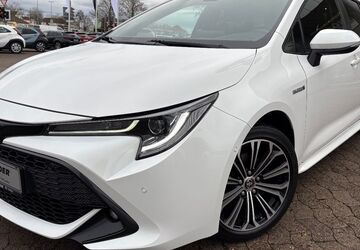 Toyota Corolla 61.900 km 23.450 &euro; Hildesheim 31137
