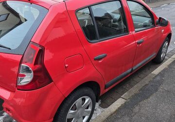 Dacia Sandero 86.500 km 2.499 &euro; Garbsen 30827