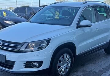 VW Tiguan 128.600 km 9.950 &euro; Barsinghausen ( bei Hannover ) 30890