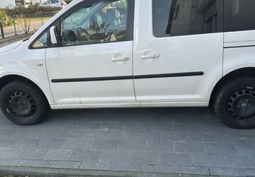 VW Caddy 218.800 km 7.600 &euro; Hannover 30629