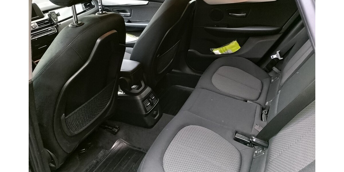 BMW 218i Aktive Tourer 174.000 km 8.500 &euro; Hannover 30159