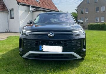 VW Tayron 18.000 km 51.900 &euro; hannover 30419