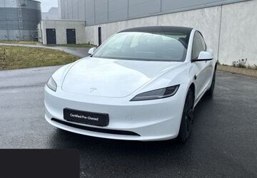 Tesla Model 3 13.342 km 46.300 &euro; Hannover 30519