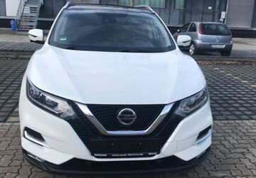 Nissan Qashqai 210.000 km 12.300 &euro; Hannover 30179