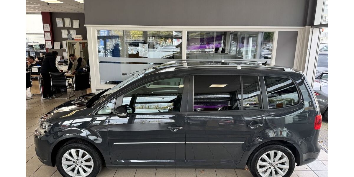 VW Touran 75.994 km 15.990 &euro; Hannover 30419