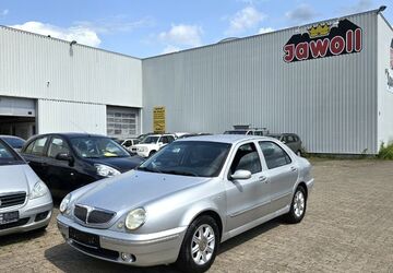 Lancia Lybra 82.000 km 9.990 &euro; Garbsen/ Hannover 30827