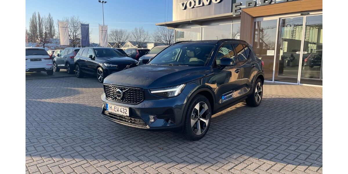 Volvo XC40 6.000 km 38.250 &euro; Hannover 30179