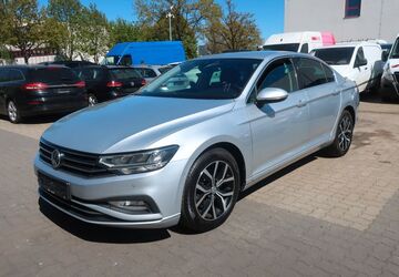 VW Passat 195.142 km 16.400 &euro; Hannover 30179