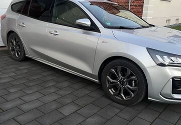 Ford Focus 57.000 km 17.700 &euro; neustadt 31535