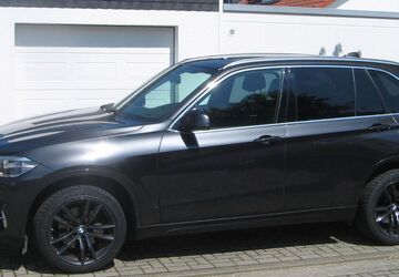 BMW X5 157.000 km 24.900 &euro; Hannover 30419