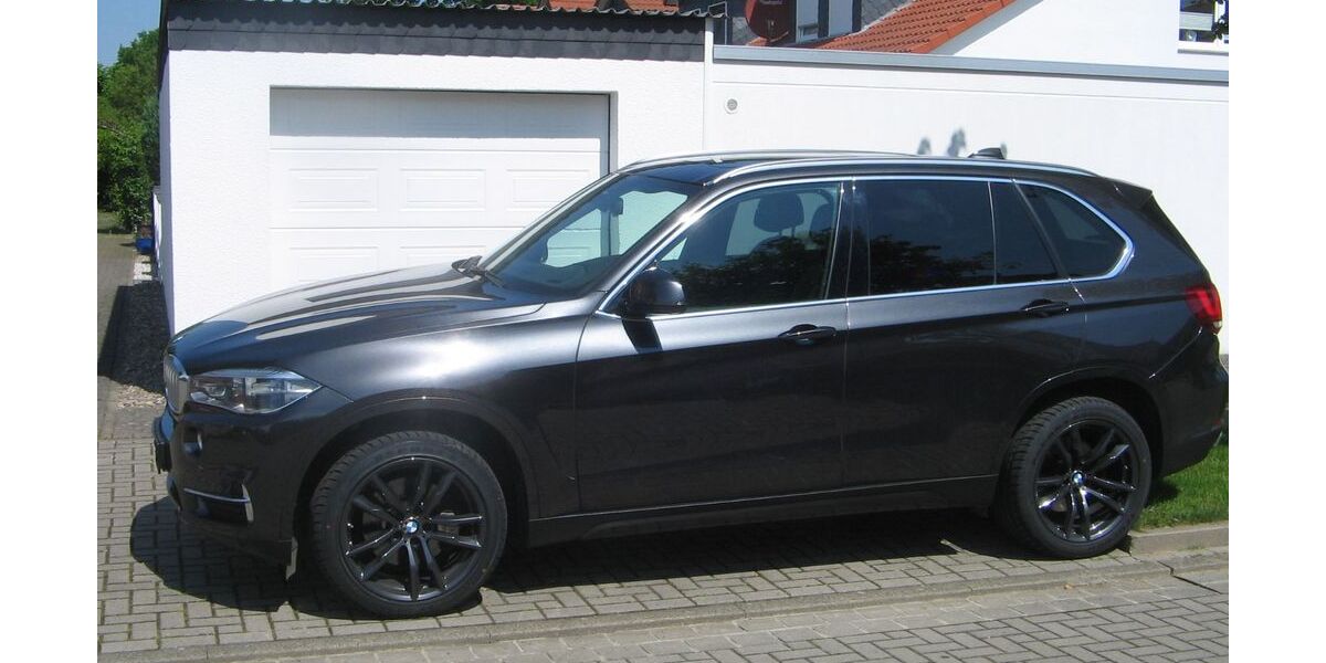 BMW X5 157.000 km 24.900 &euro; Hannover 30419