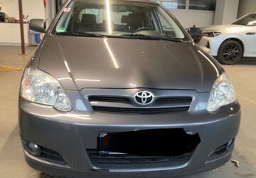 Toyota Corolla 74.453 km 6.400 &euro; Hildesheim 31135