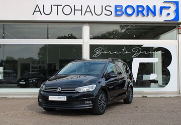 VW Touran 53.300 km 31.990 &euro; Neustadt am Rübenberge 31535