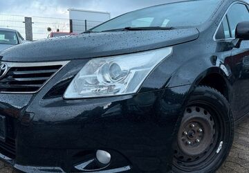 Toyota Avensis 212.000 km 5.990 &euro; Hildesheim 31137