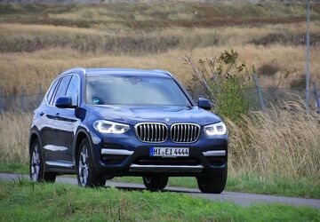 BMW X3 74.600 km 24.000 &euro; Hildesheim 31137
