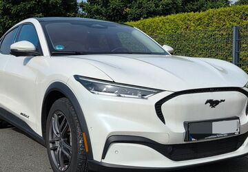 Ford Mustang Mach-E 139.365 km 18.900 &euro; Garbsen 30827