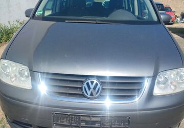 VW Touran 225.650 km 1.990 &euro; Hannover 30519