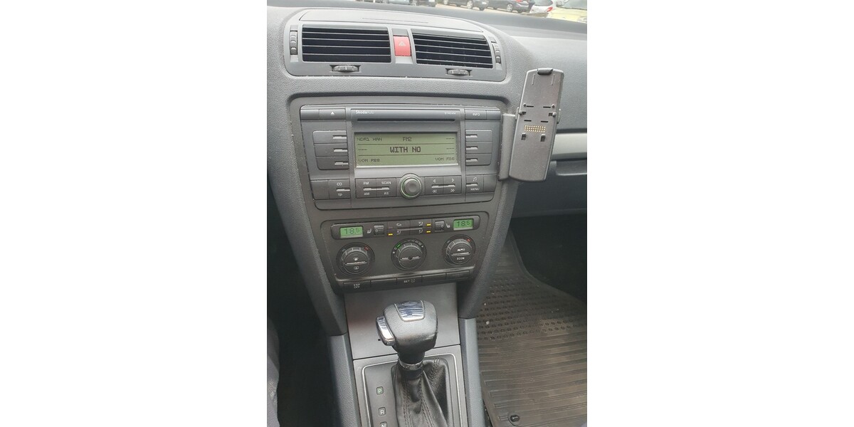 Skoda Oktavia 183.384 km 3.200 &euro; Springe 31832