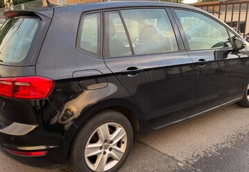 VW Golf Sportsvan 235.040 km 5.400 &euro; Hannover 30179