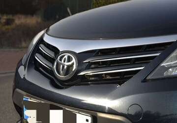 Toyota Avensis 149.000 km 10.490 &euro; Seelze, Stadt 30926