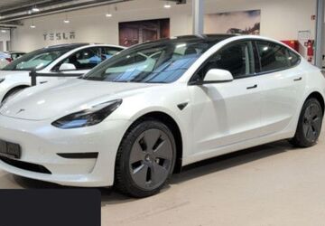 Tesla Model 3 46.644 km 24.700 &euro; Hannover 30519