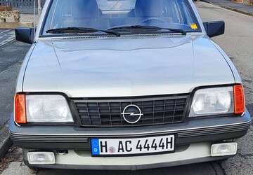 Opel Ascona 130.000 km 6.550 &euro; Seelze 30926