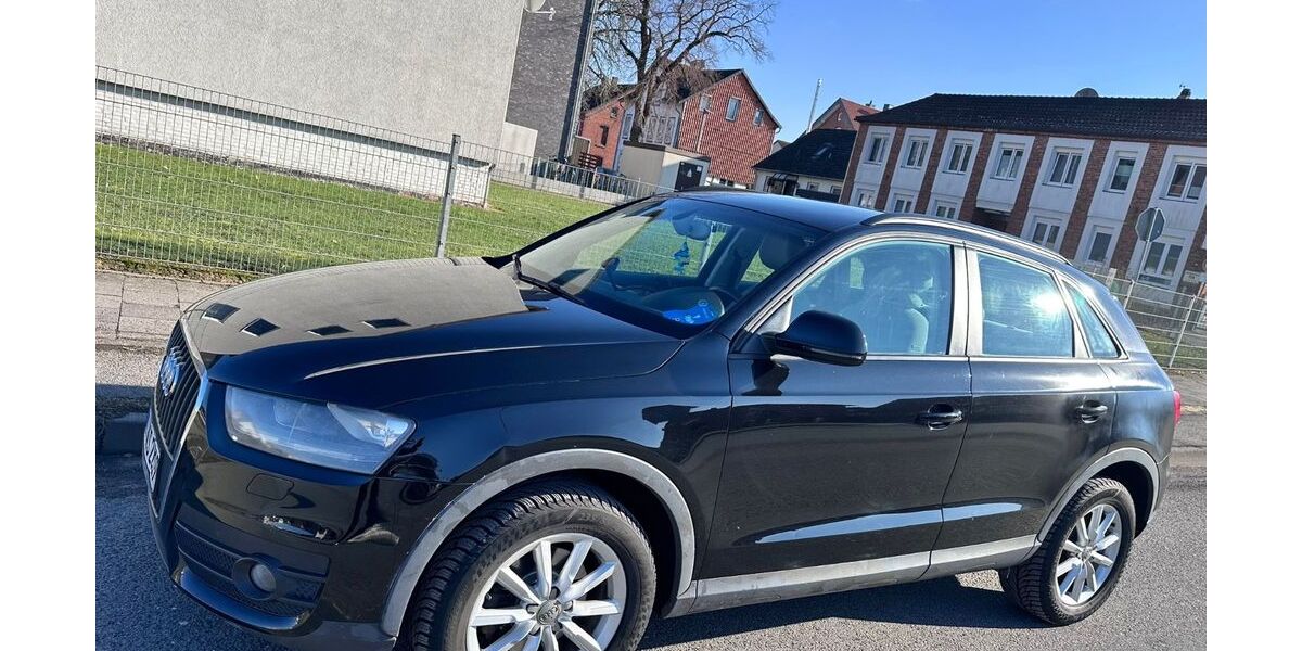 Audi Q3 210.000 km 8.800 &euro; Sarstedt 31157