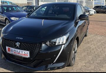 Peugeot 208 46.982 km 17.950 &euro; Hildesheim 31135