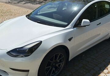 Tesla Model 3 124.000 km 22.000 &euro; Hildesheim 31141