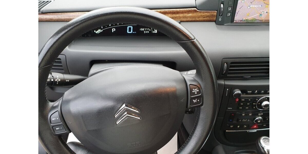 Citroen C6 HDI BITURBO Exclusive NAVI LEDER ALU + WI KLIMA 198.000 km 8.950 &euro; Hannover 30179