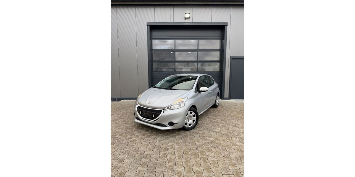Peugeot 208 76.809 km 5.299 &euro; Seelze 30962