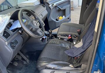 VW Touran 210.000 km 5.800 &euro; Hannover 30657