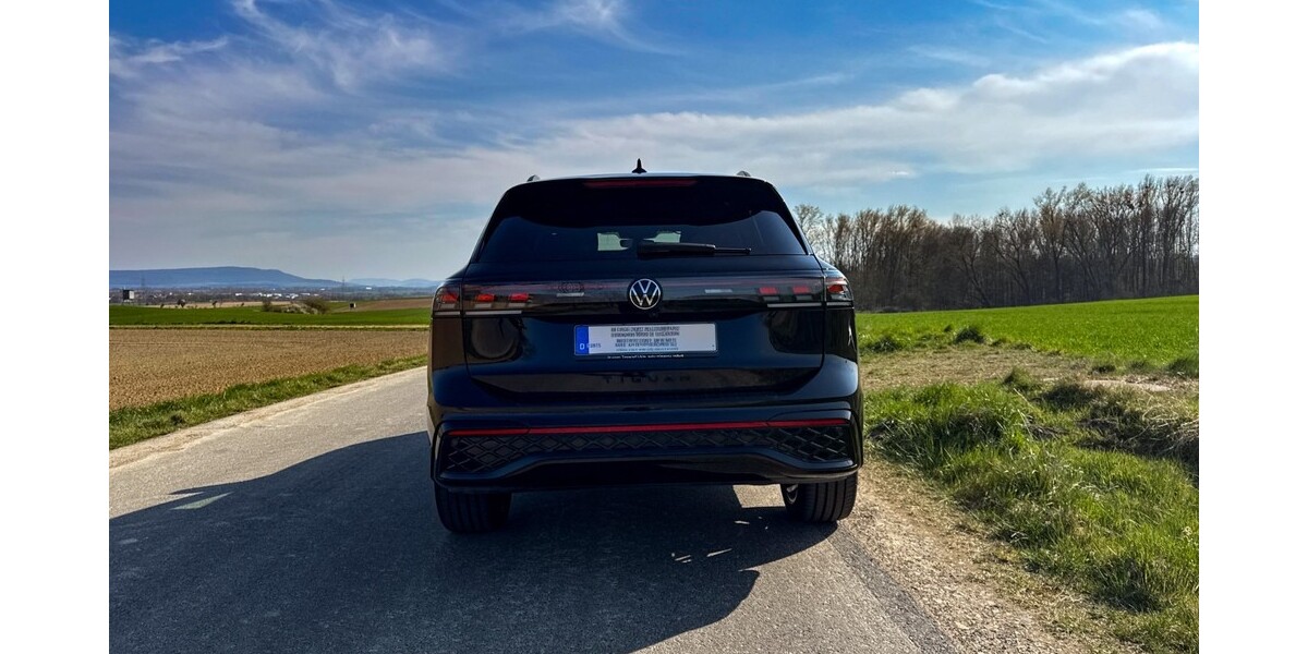 VW Tiguan 14.800 km 52.850 &euro; Elze 31008