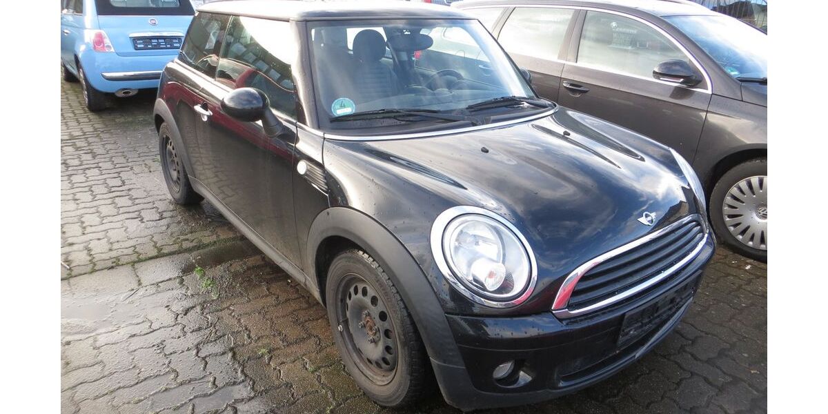 Mini ONE 98.700 km 2.999 &euro; Garbsen 30827