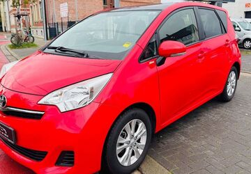 Toyota Verso-S 182.000 km 4.700 &euro; Hannover 30455