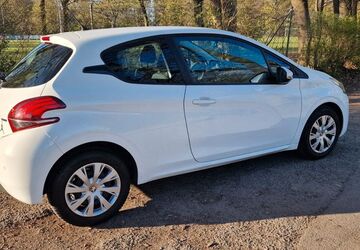 Peugeot 208 58.000 km 7.400 &euro; Hannover 30419